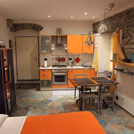 Апартаменты La Casina Della Tagia Манарола Экстерьер фото
